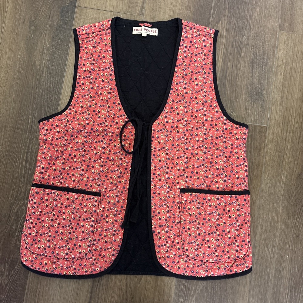 Free People Claudine Quilted Vest Grandmacore Large Floral Cottagecore